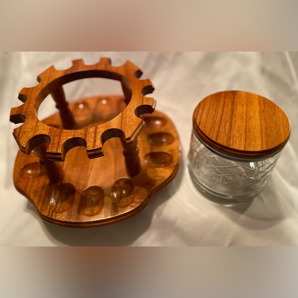 Wood Swiveling 12-Pipe Rack with Wood and Glass Tobacco Jar Humidor - Picture 3 of 7